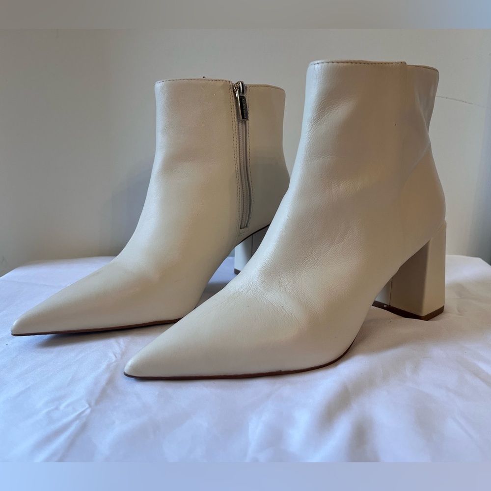 Vince Camuto Women's Cream Pointed Toe Block Heel Leather Ankle Boots
